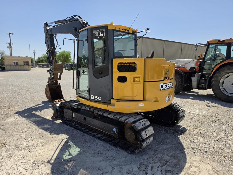 Image for 2018 John Deere 85G