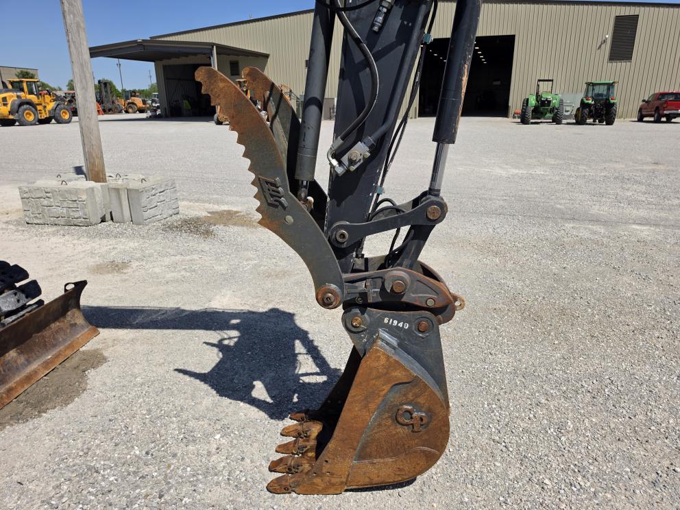 Image for 2018 John Deere 85G