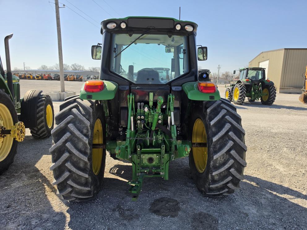 Image for 2020 John Deere 6110M