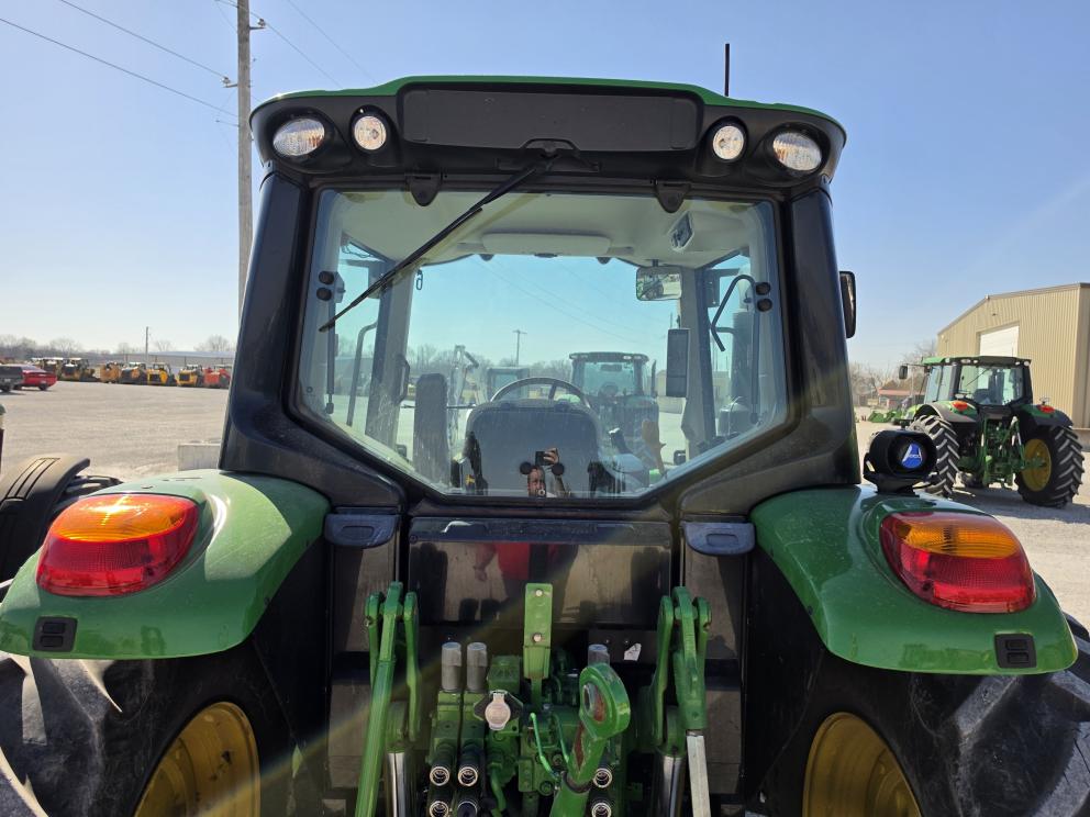 Image for 2020 John Deere 6110M