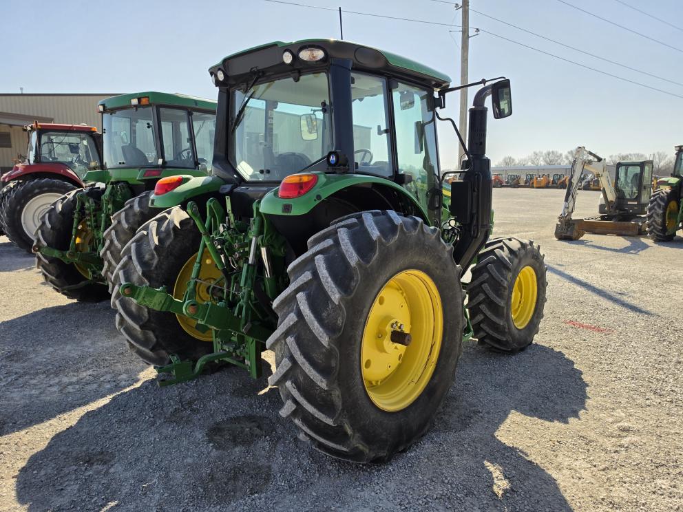 Image for 2020 John Deere 6110M