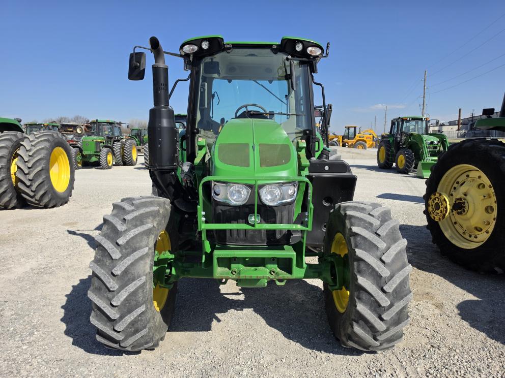 Image for 2020 John Deere 6110M