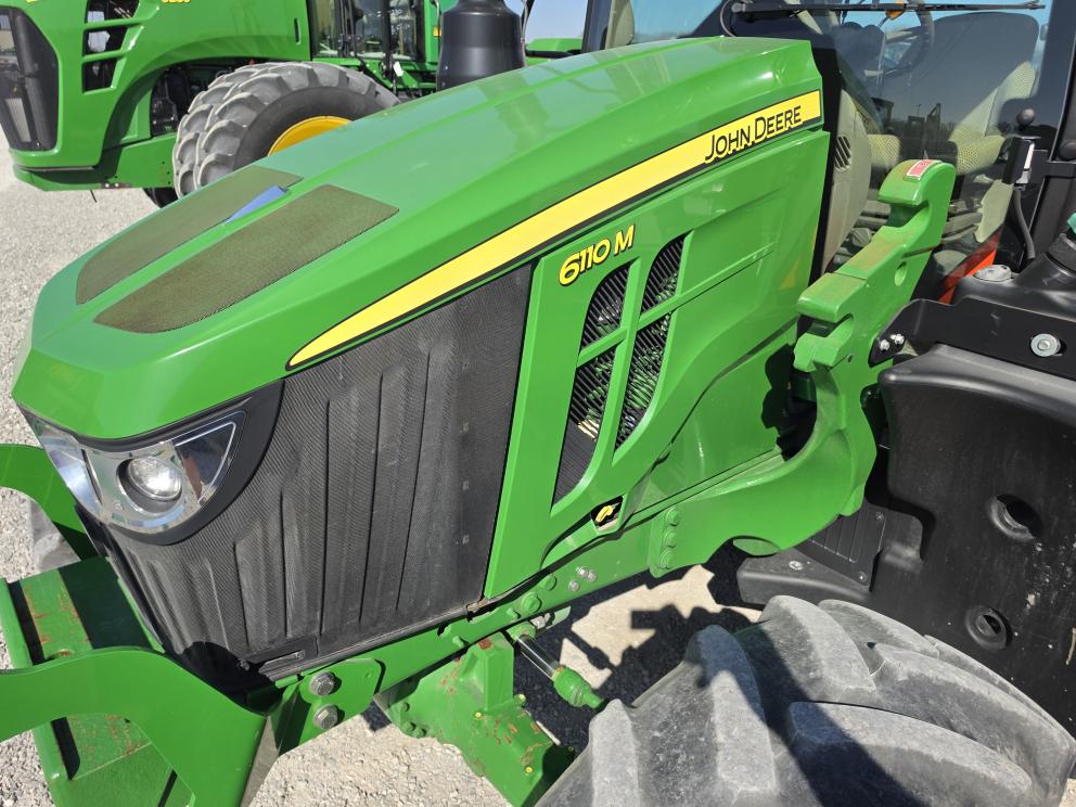 Image for 2020 John Deere 6110M