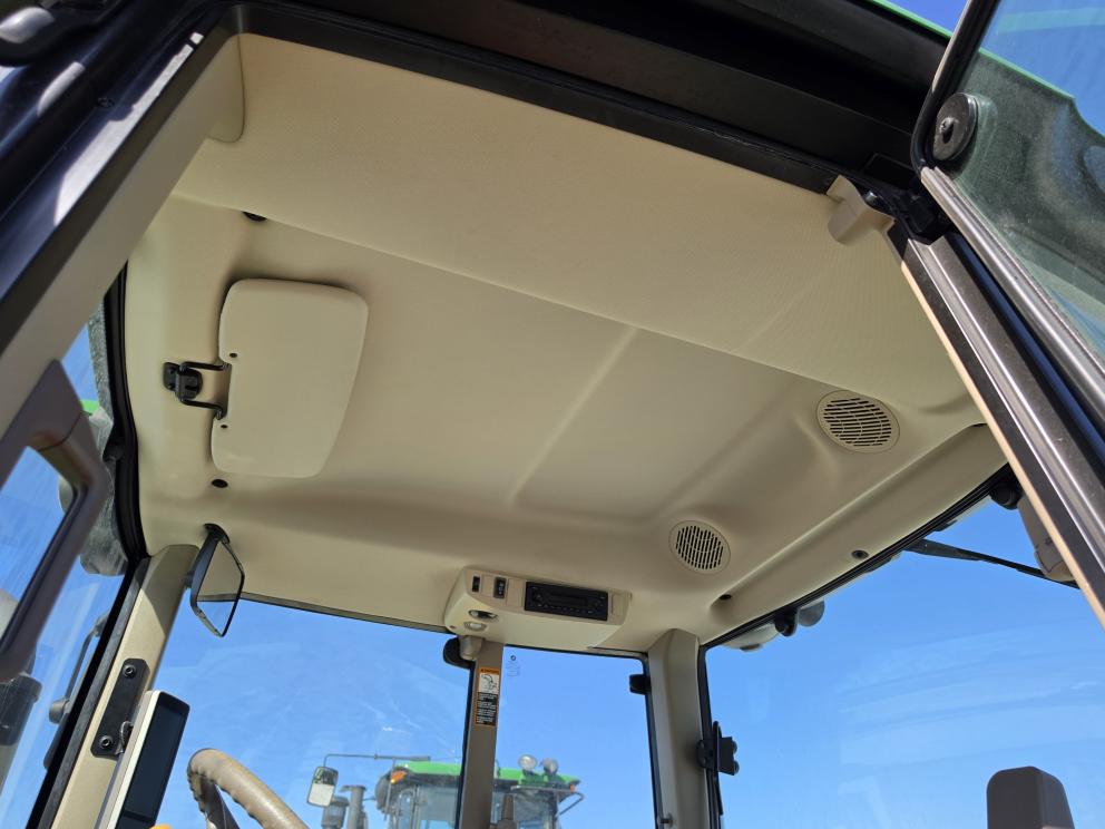 Image for 2020 John Deere 6110M