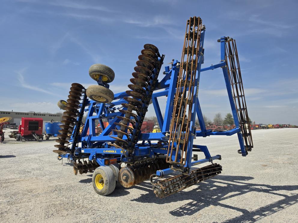 Image for 2010 Landoll 7431-29