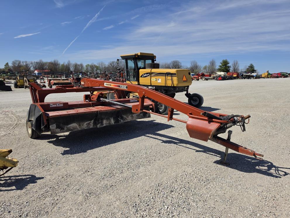 Image for 1999 Hesston 1340