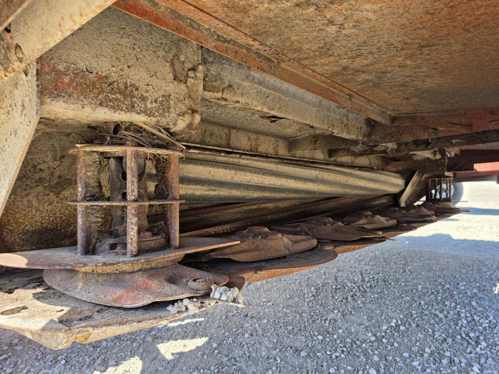 Image for 1999 Hesston 1340