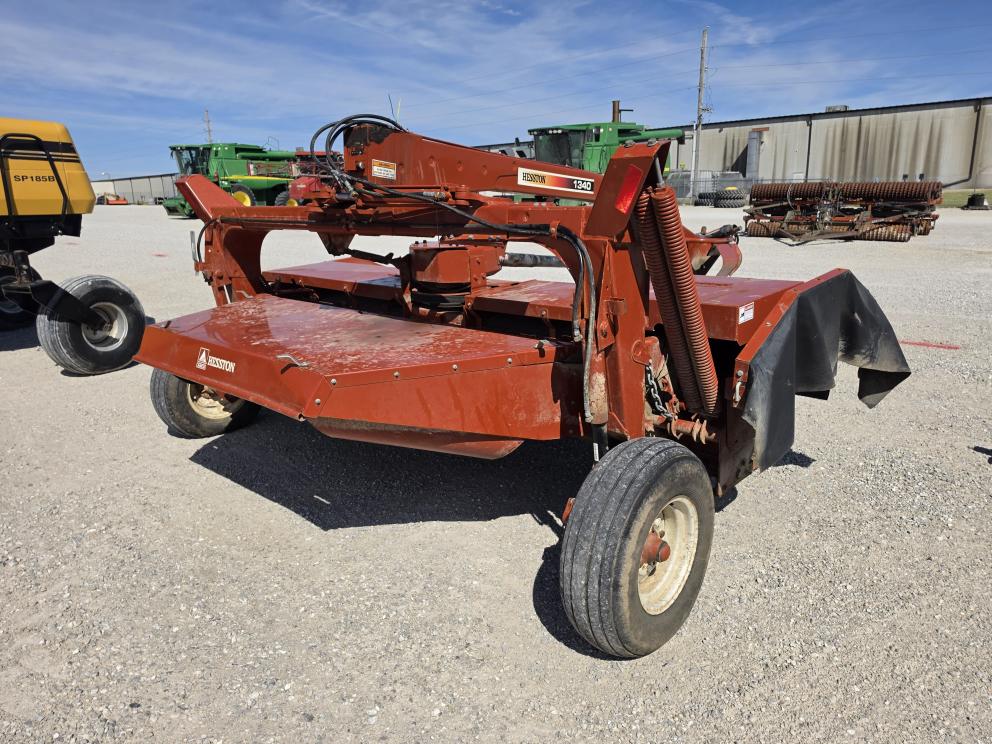 Image for 1999 Hesston 1340