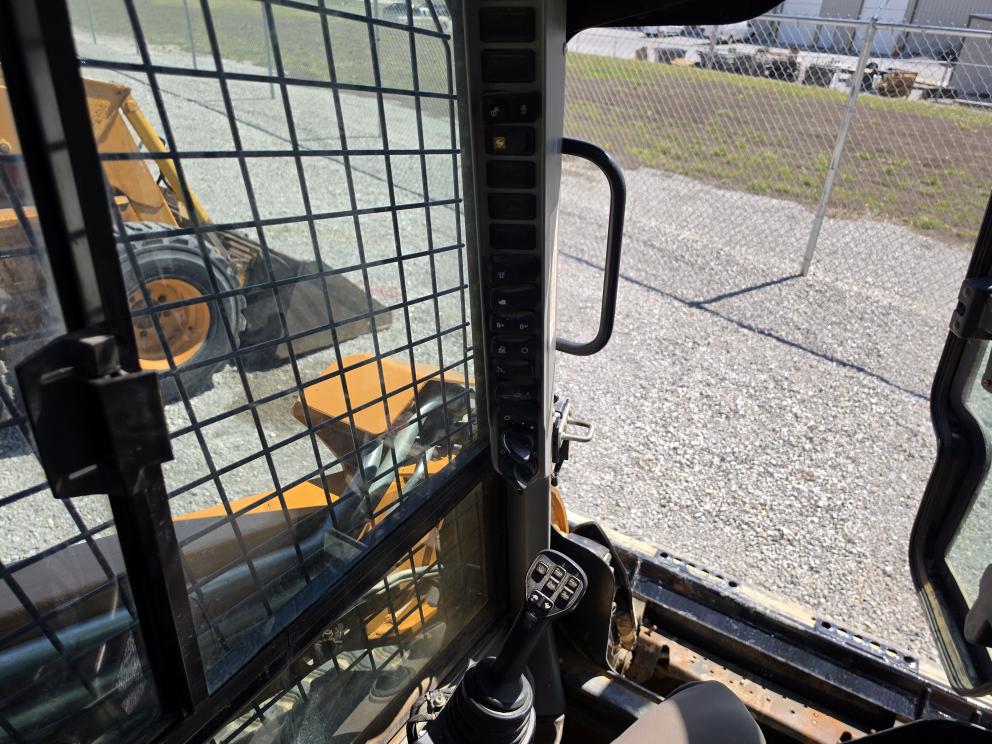 Image for 2021 Case TV450B