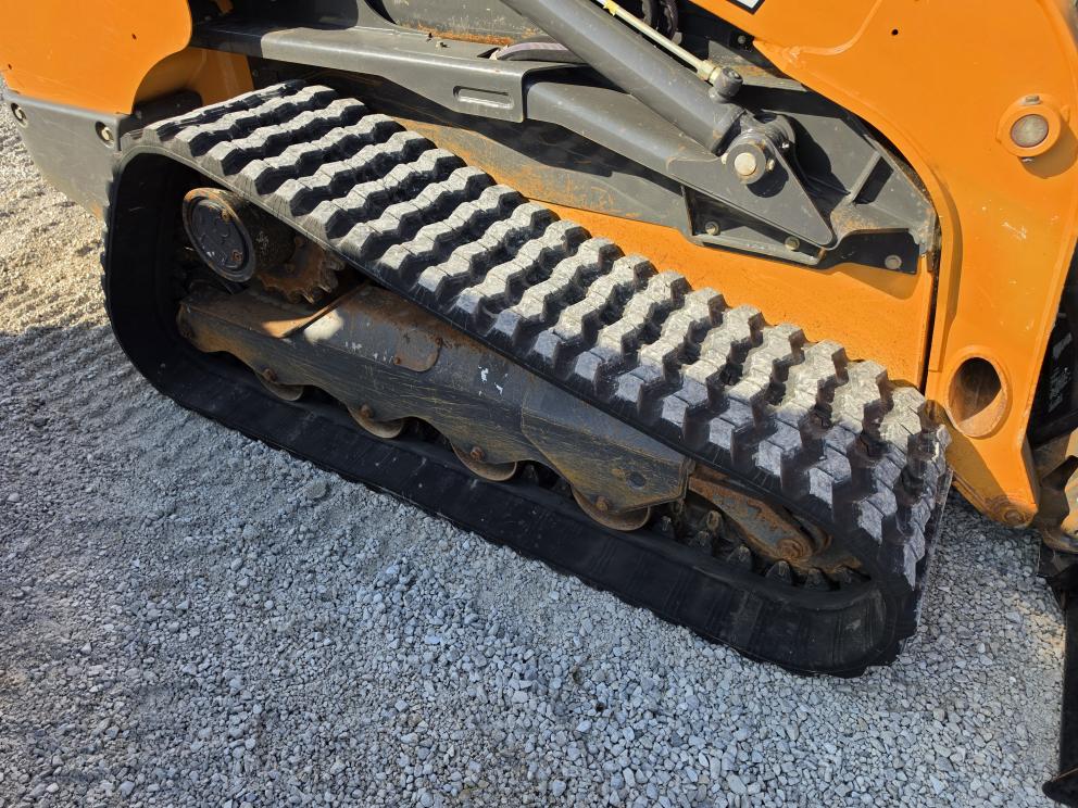 Image for 2021 Case TV450B