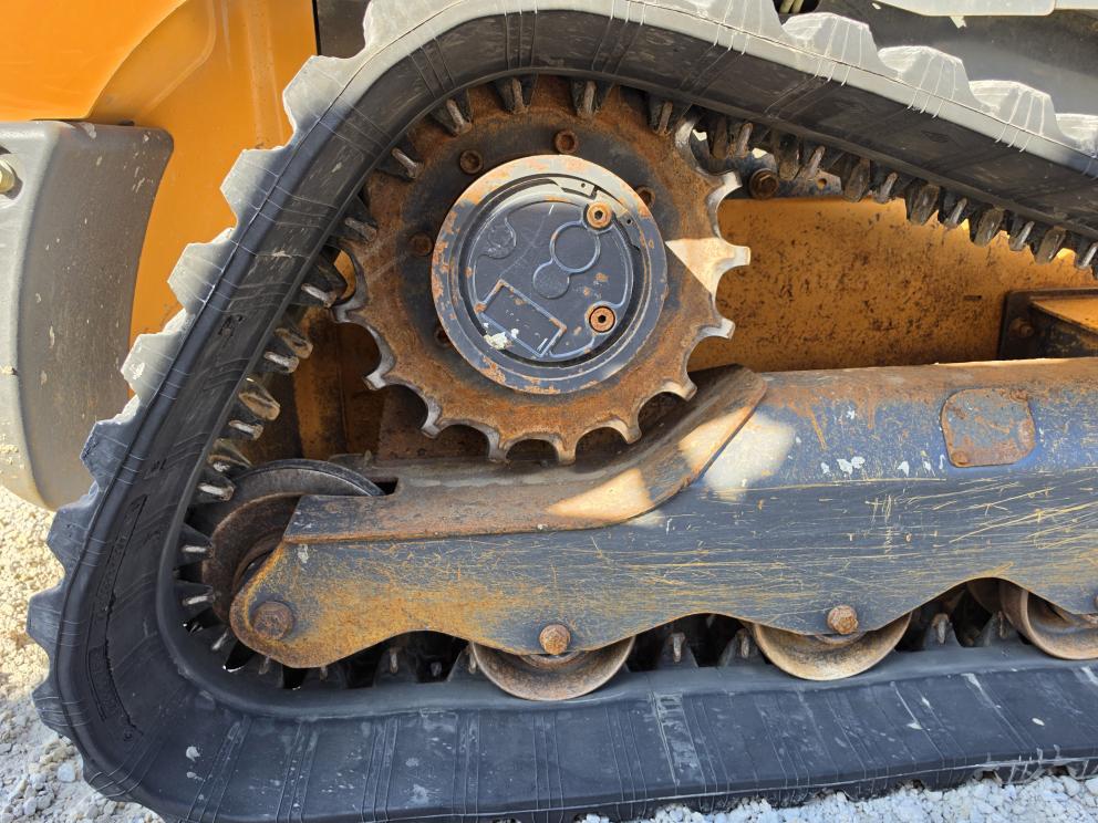 Image for 2021 Case TV450B