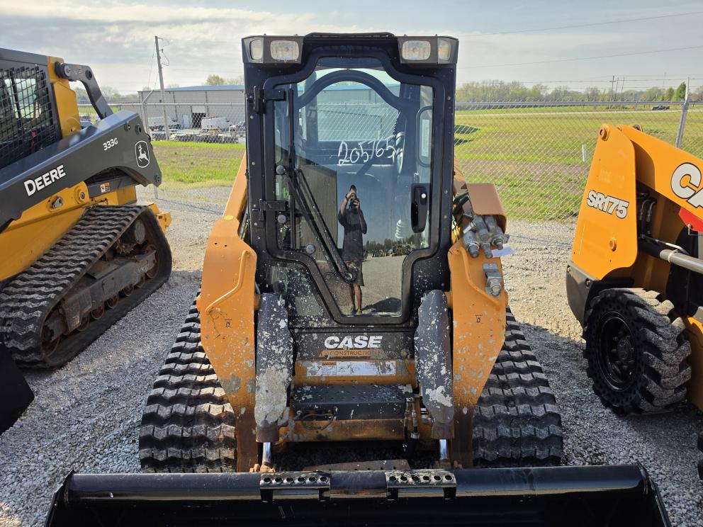 Image for 2021 Case TV450B