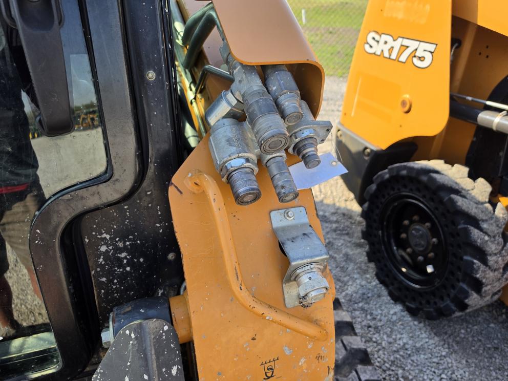 Image for 2021 Case TV450B