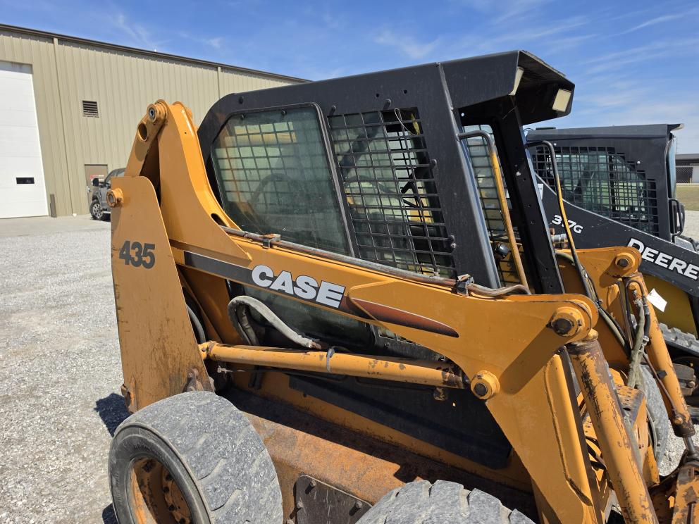 Image for 2006 Case 435