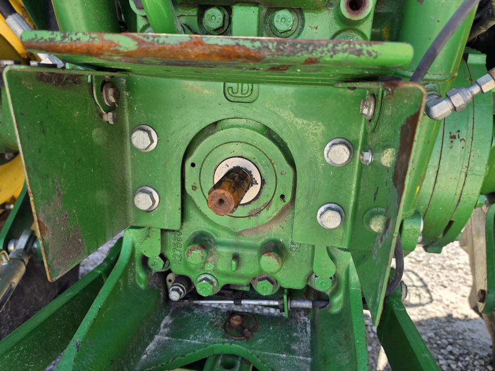 Image for 2014 John Deere 5085M