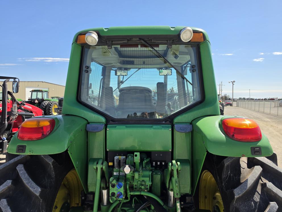Image for 2009 John Deere 6330 Premium