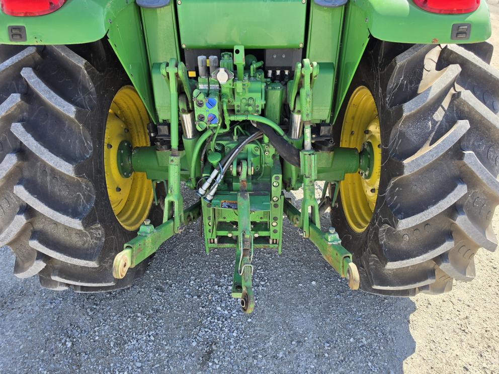 Image for 2009 John Deere 6330 Premium