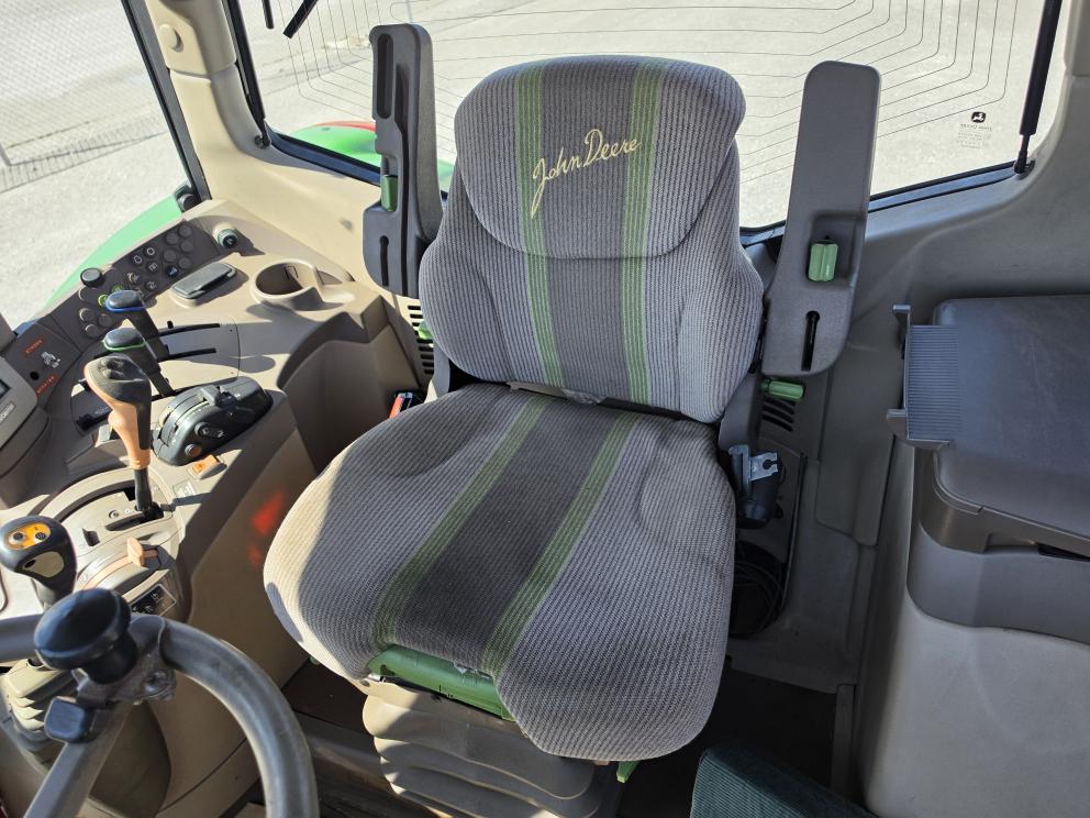 Image for 2009 John Deere 6330 Premium