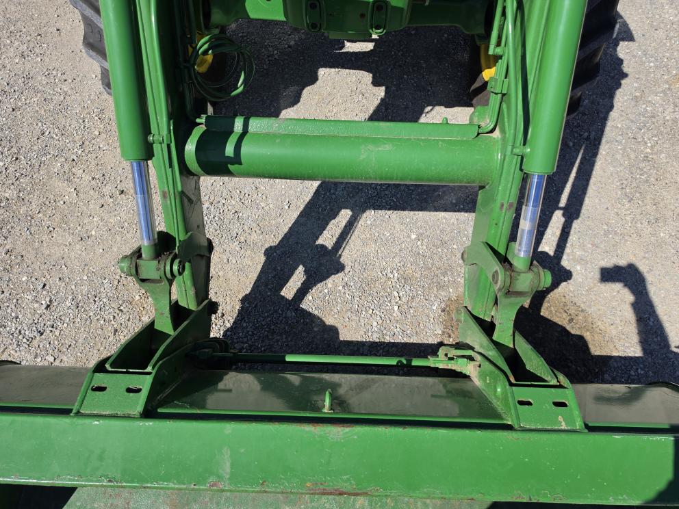 Image for 2009 John Deere 6330 Premium