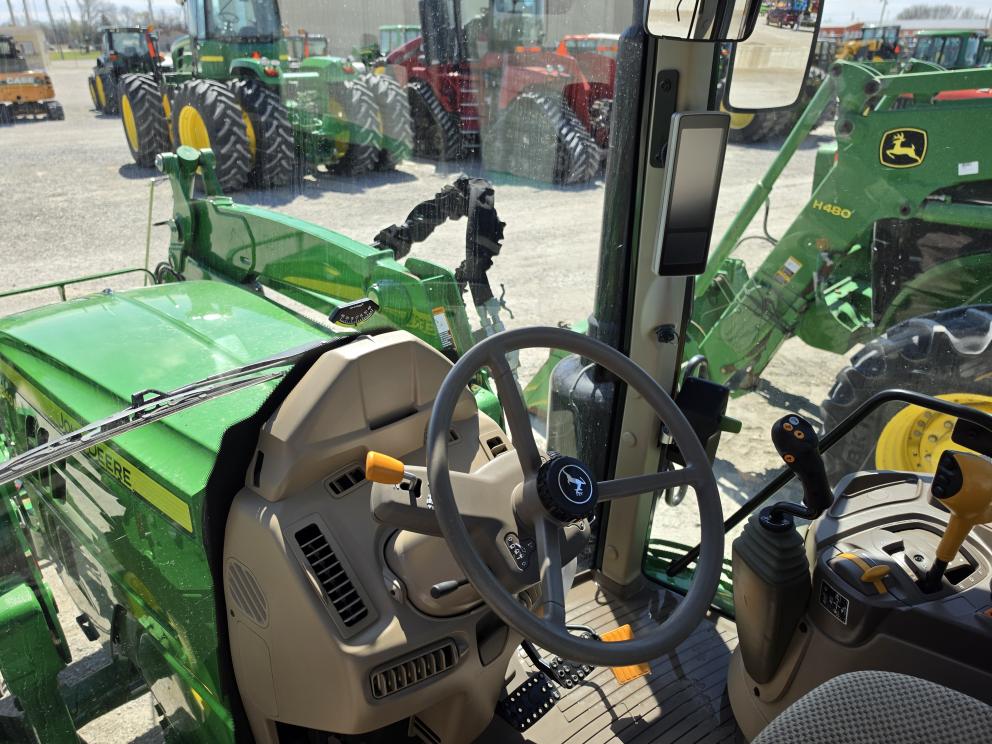Image for 2021 John Deere 6140M