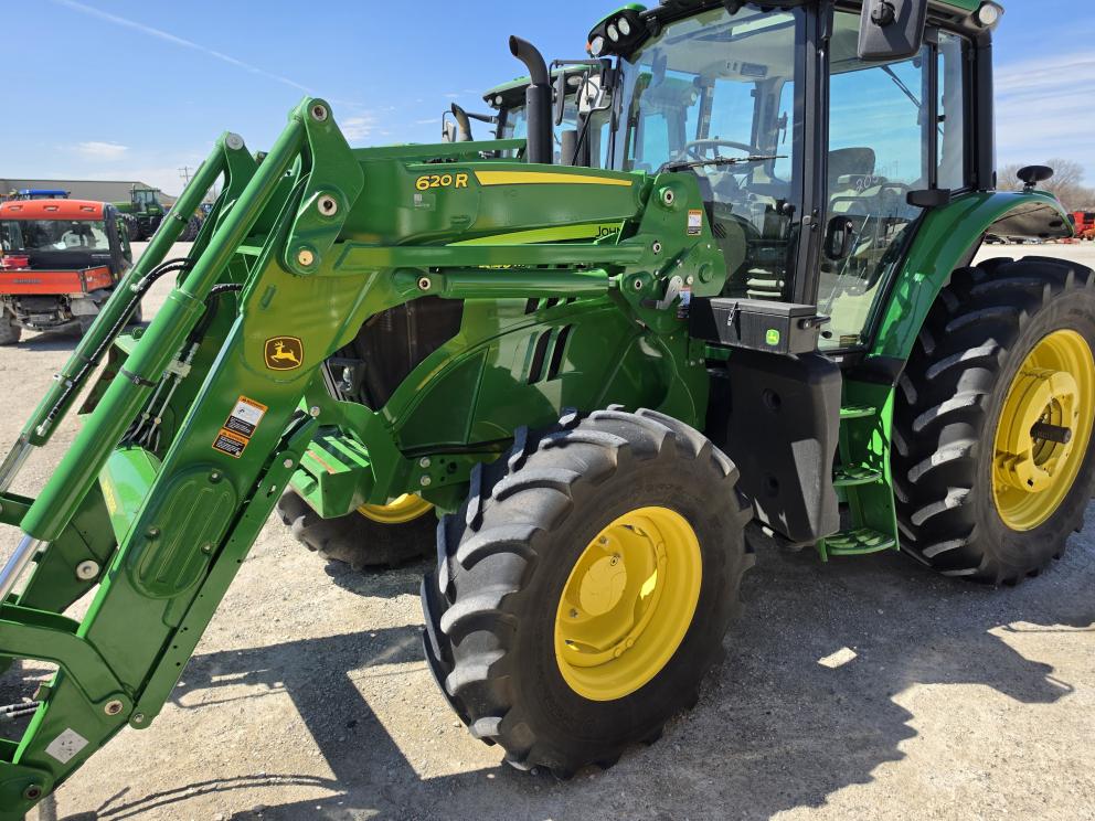 Image for 2021 John Deere 6140M