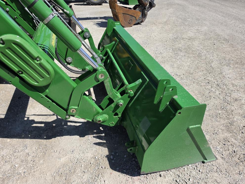 Image for 2021 John Deere 6140M