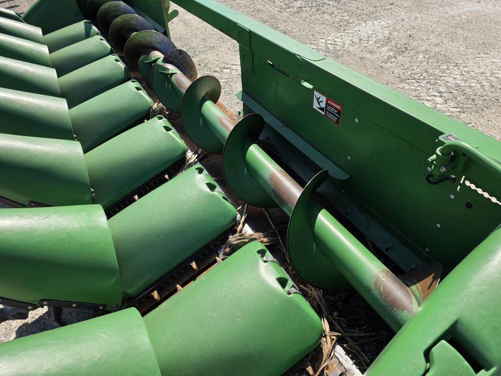 Image for 2014 John Deere 608C