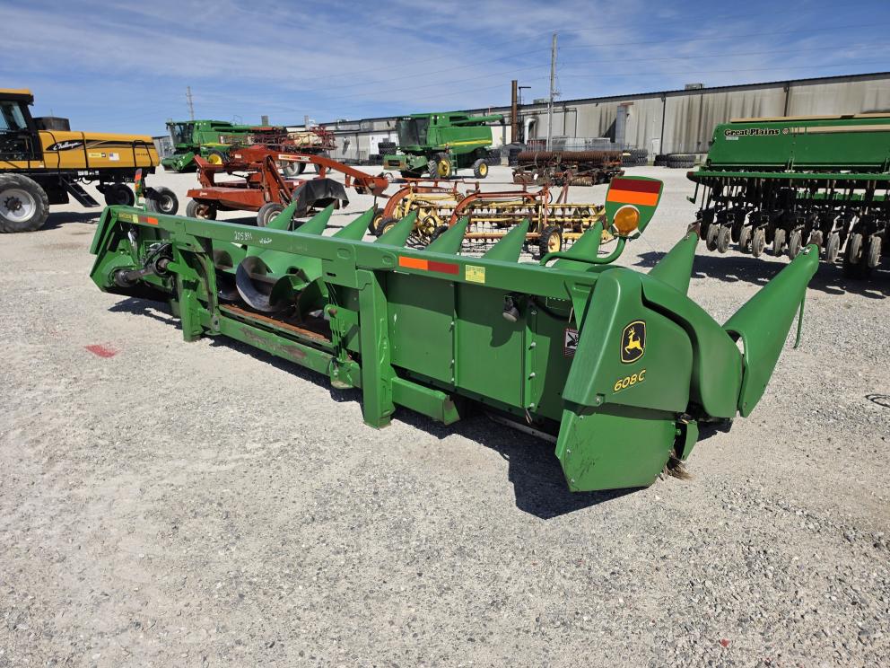 Image for 2014 John Deere 608C