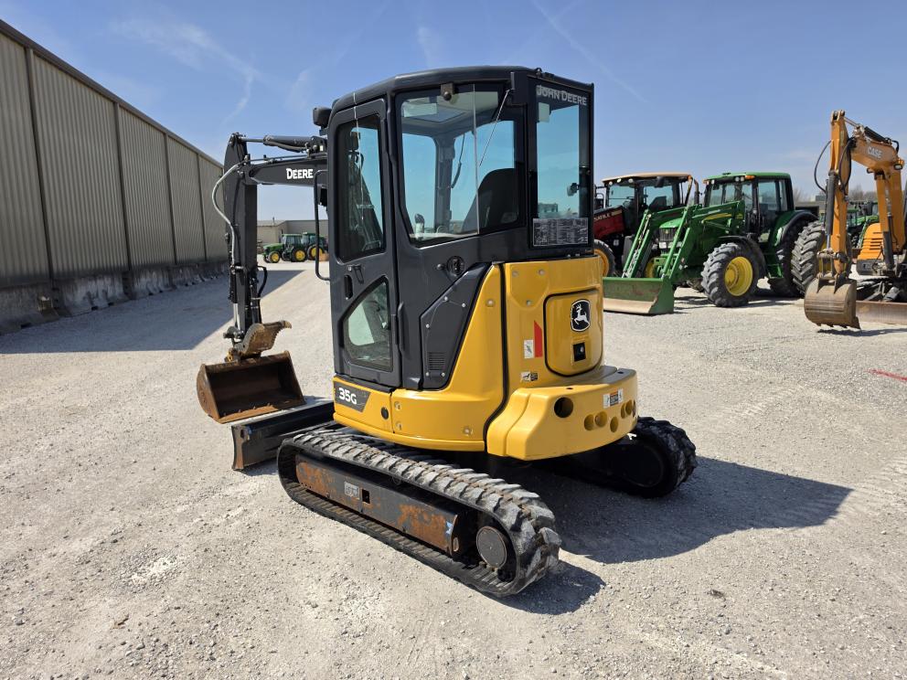 Image for 2022 John Deere 35G