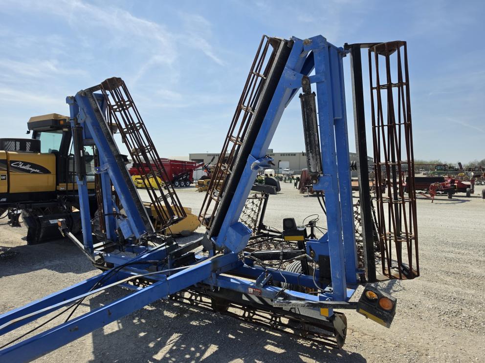 Image for 1999 DMI Crumbler