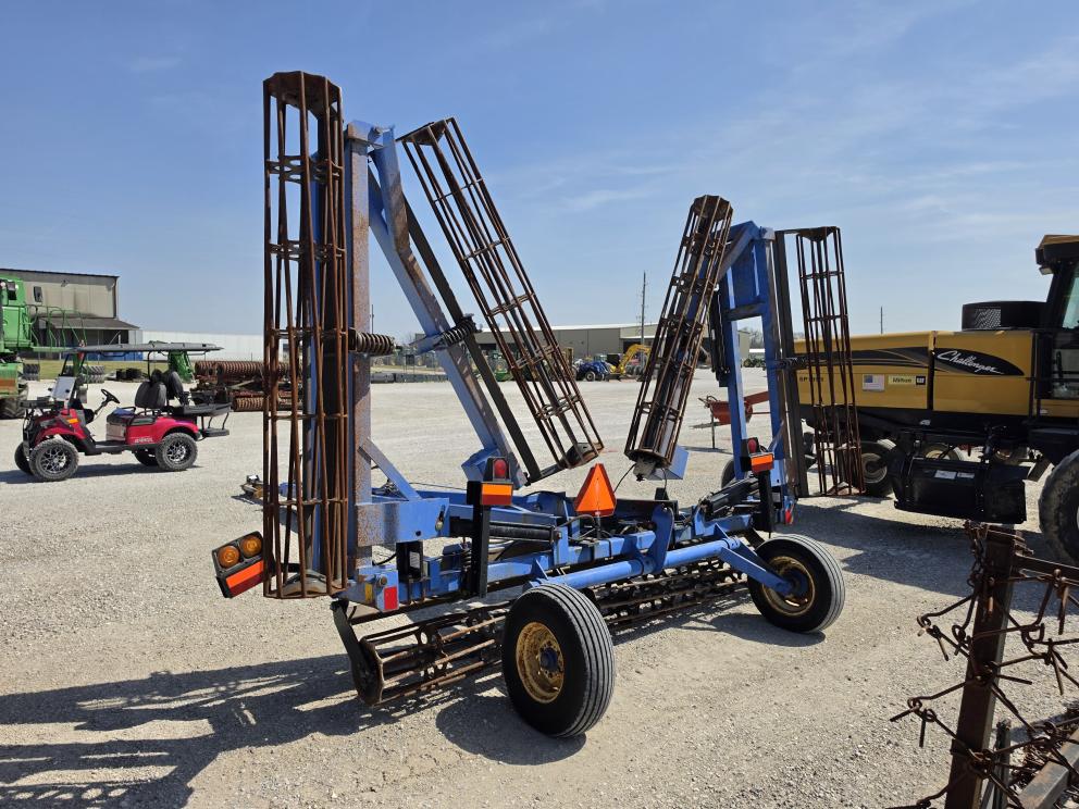 Image for 1999 DMI Crumbler