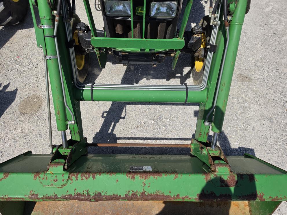 Image for 2006 John Deere 5425