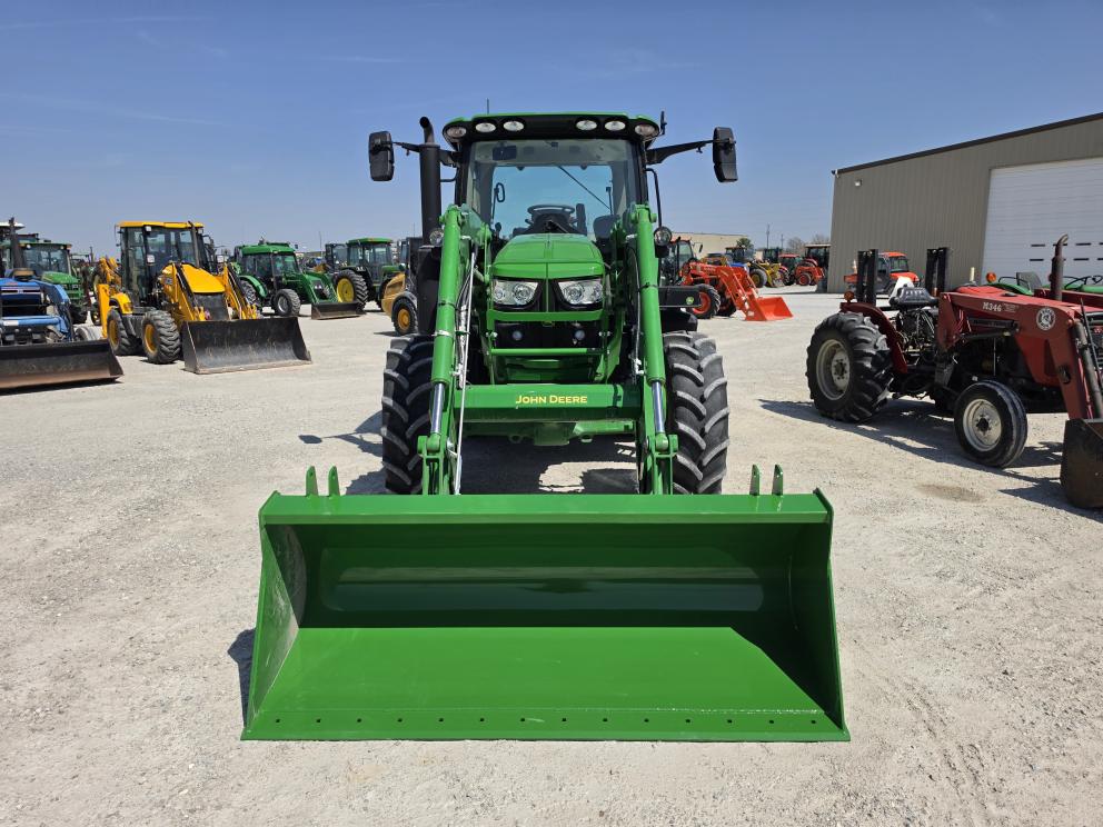 Image for 2023 John Deere 6R 130