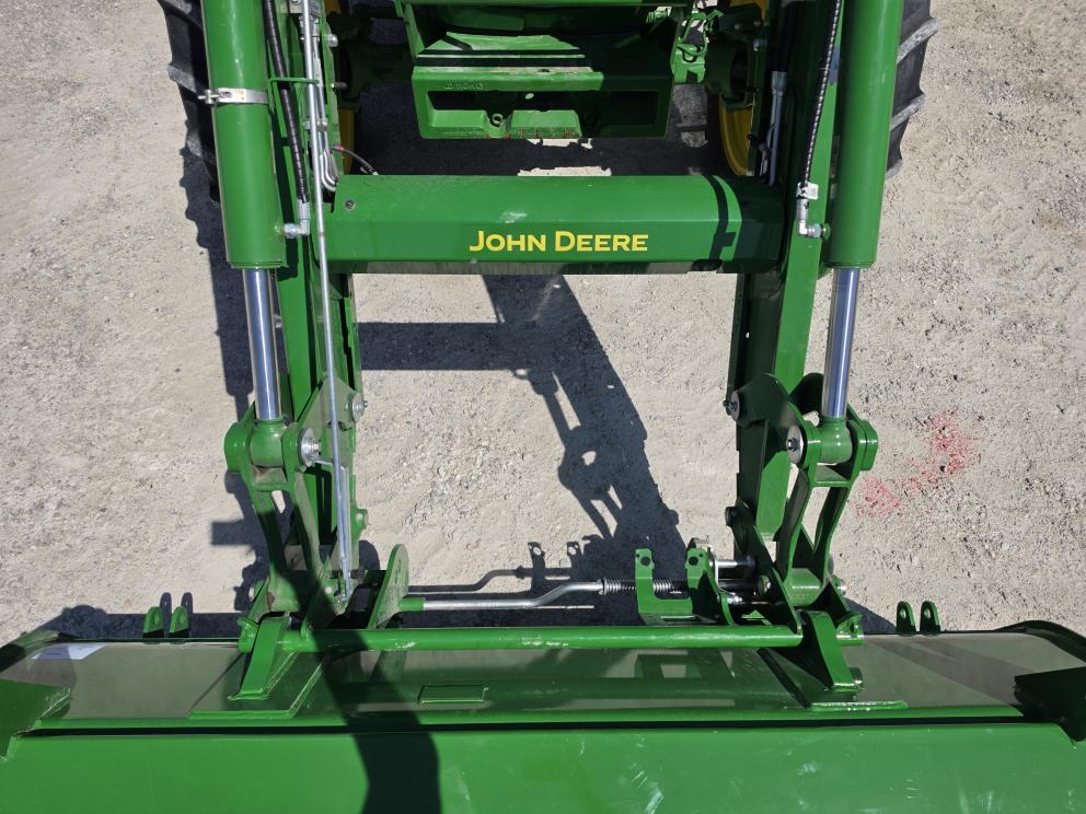 Image for 2023 John Deere 6R 130
