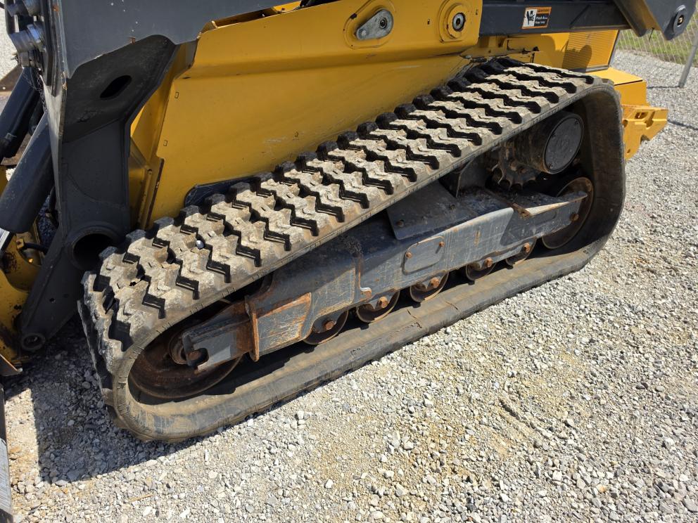 Image for 2023 John Deere 333G