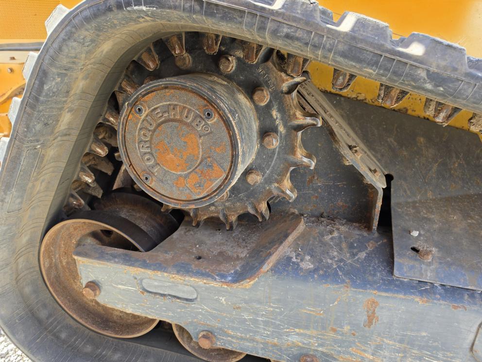 Image for 2023 John Deere 333G