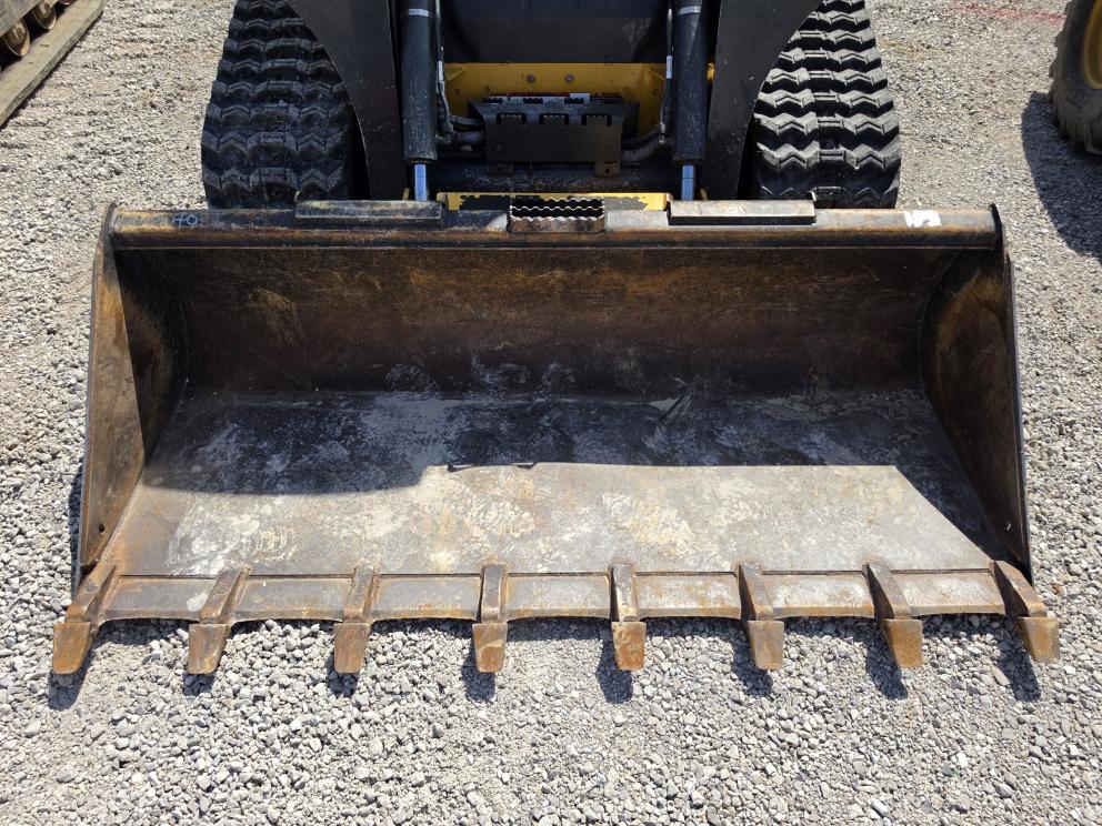 Image for 2023 John Deere 325G