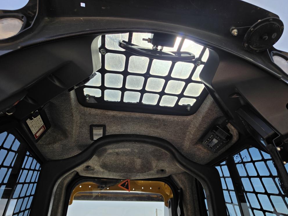 Image for 2023 John Deere 325G