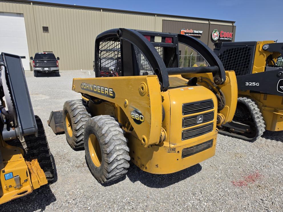 Image for 2002 John Deere 260