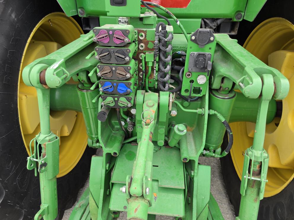 Image for 2010 John Deere 8345R