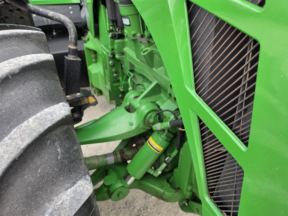 Image for 2010 John Deere 8345R