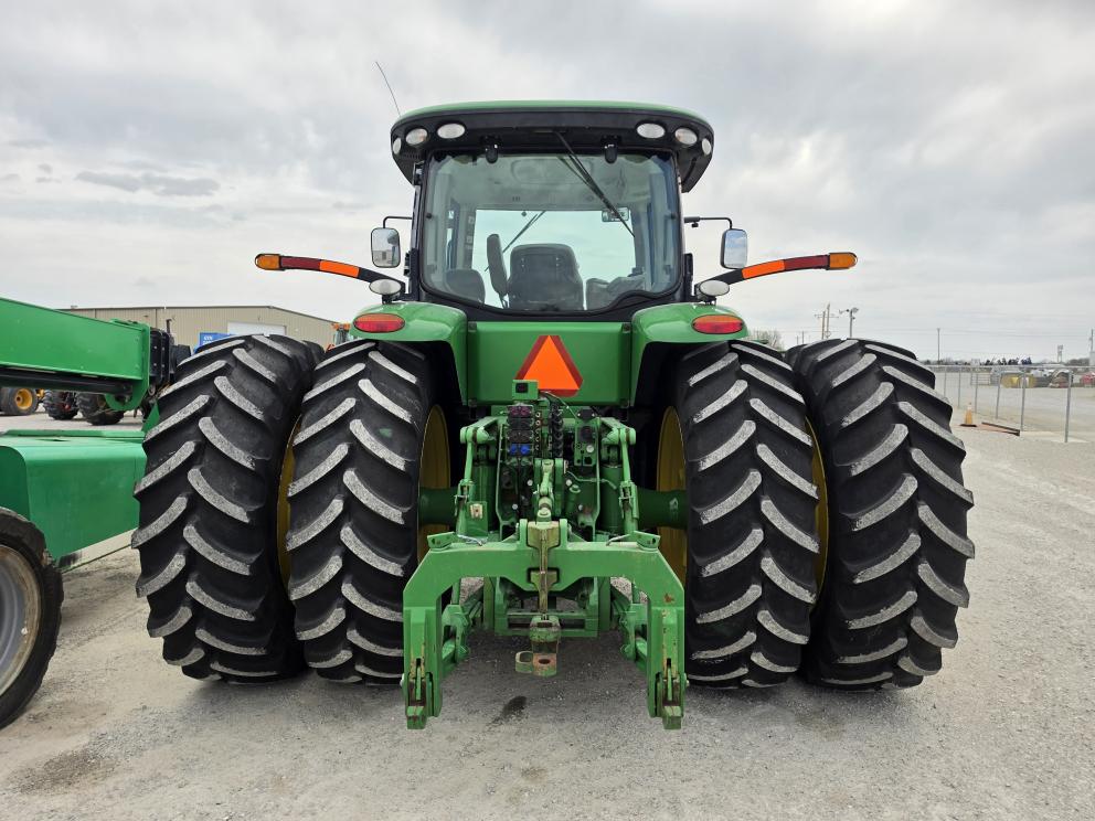 Image for 2010 John Deere 8345R