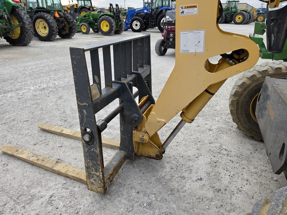 Image for 2017 Gehl RS6-34