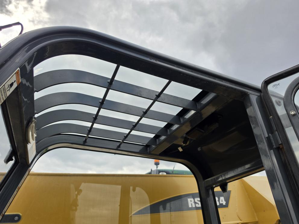 Image for 2017 Gehl RS6-34