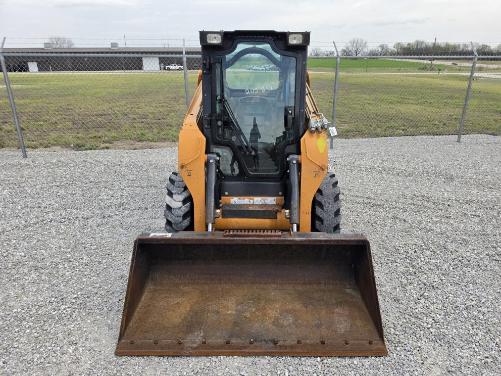 Image for 2017 Case SR175