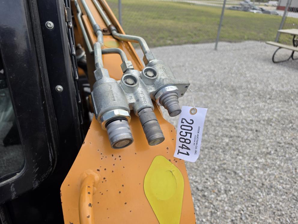 Image for 2017 Case SR175