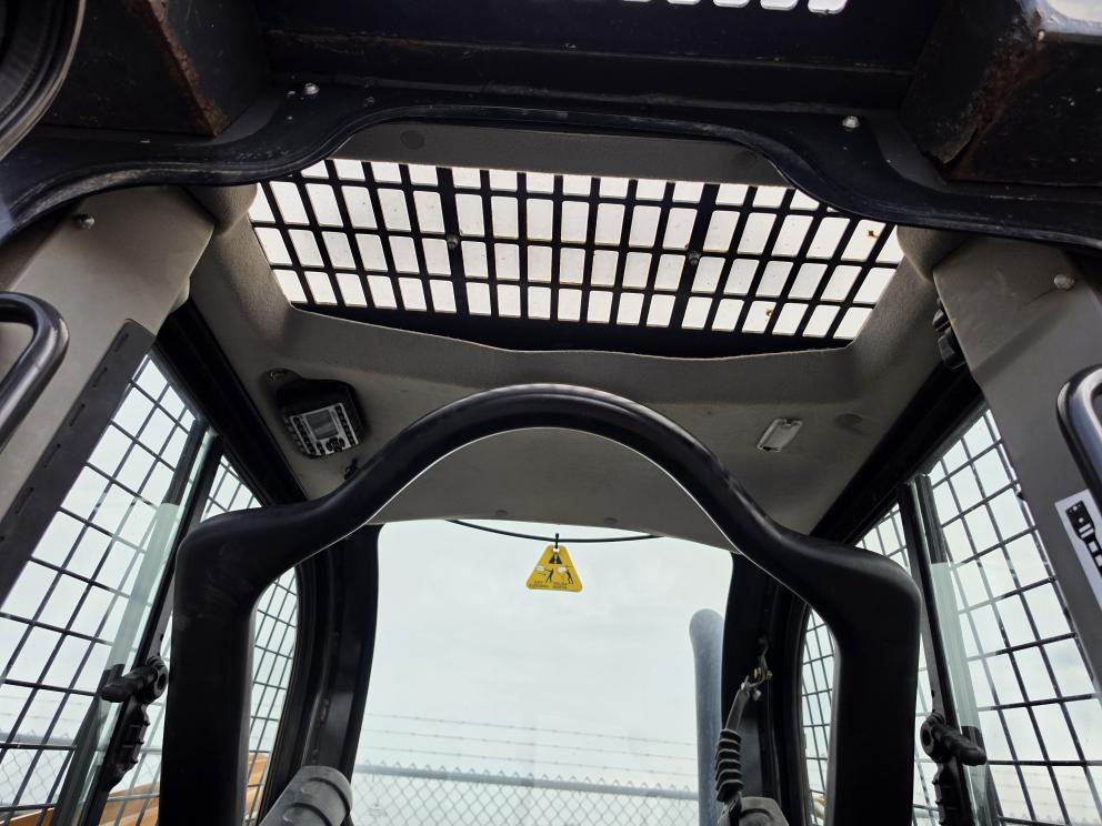 Image for 2017 Case SR175