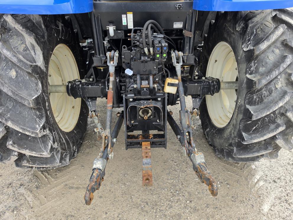 Image for 2010 New Holland T6020