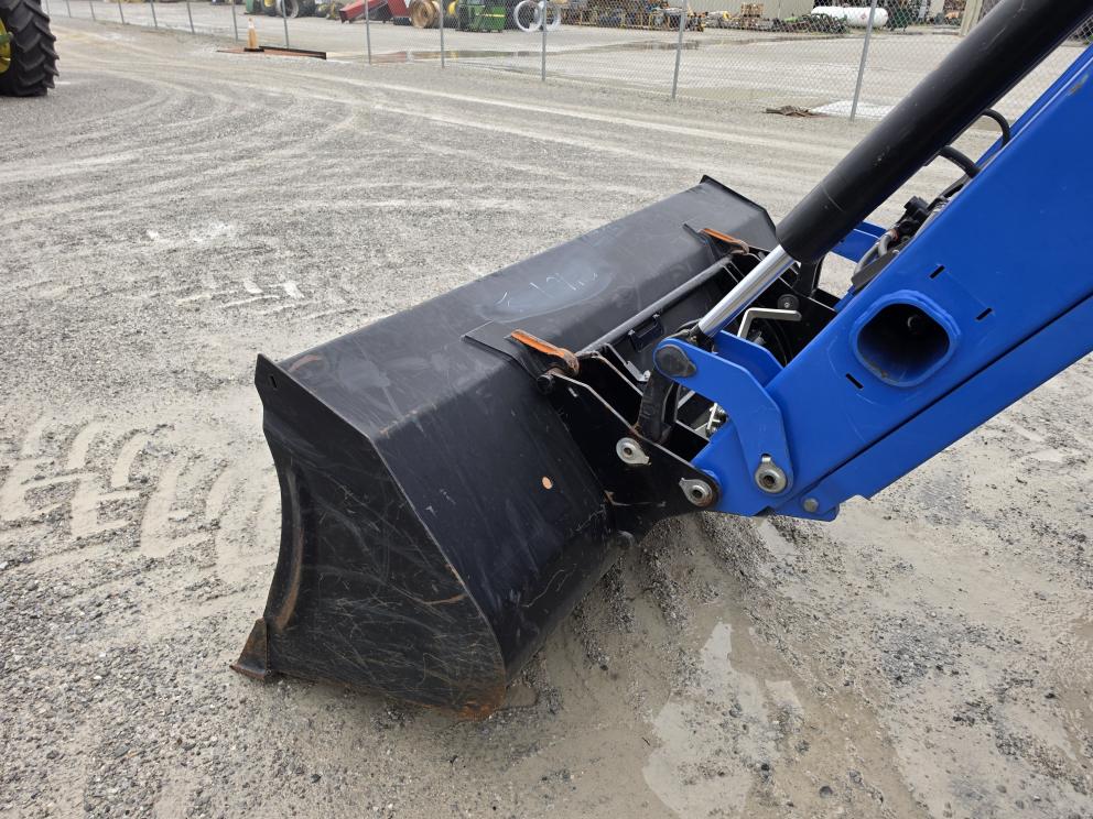 Image for 2010 New Holland T6020