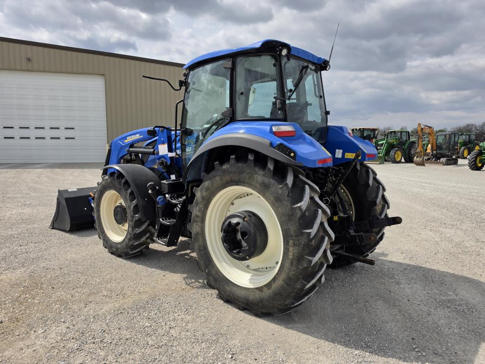 Image for 2019 New Holland T5.120